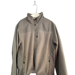 Men's Lg Gray/Brown Fleece Jacket. Thick, soft, polyester fleece. Gd Cndtn.